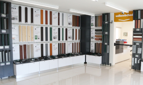 Plotový showroom